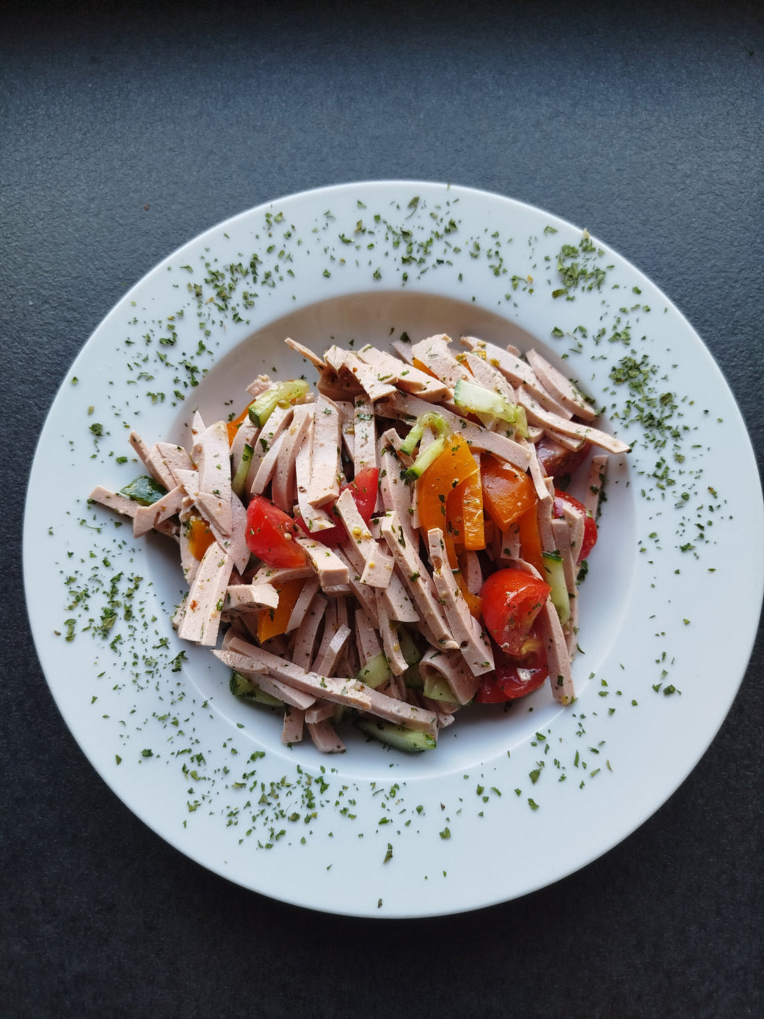 Rezept-Idee für veganen Vurstsalat
