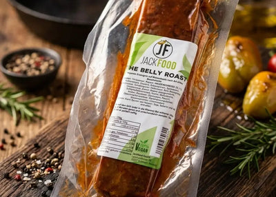 Produktofot "Belly Roast" - veganes Grillfleisch nach Bauchart in eingeschweißter Verpackung.