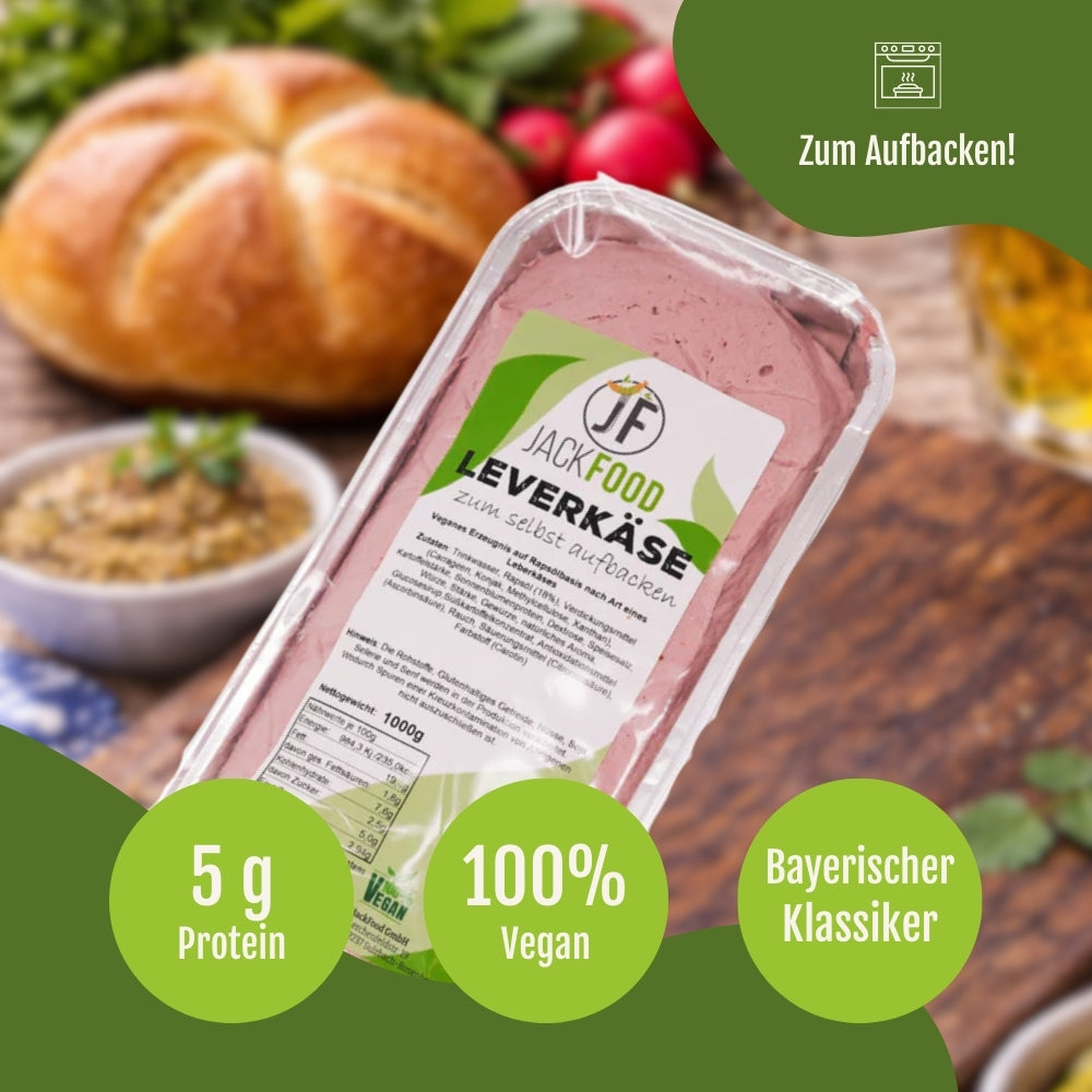 JackFoods veganer Fleischkäse zum Aufbacken in seiner Aluschale und im Hintergrund eine Semmel mit Radieschen.