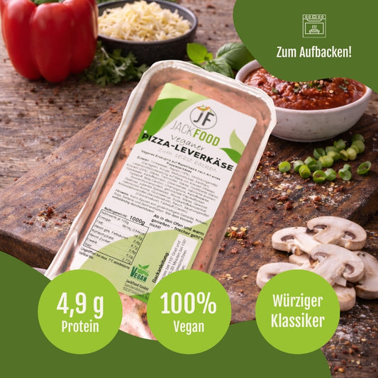 JackFoods veganer Pizza Leberkäse zum Aufbacken in seiner Aluschale und im Hintergrund sind noch Streukäse, Paprika, Tomatensoße und Champignons.